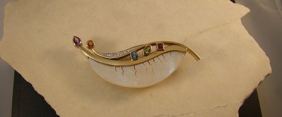 Mother Of Pearl Brooch Image