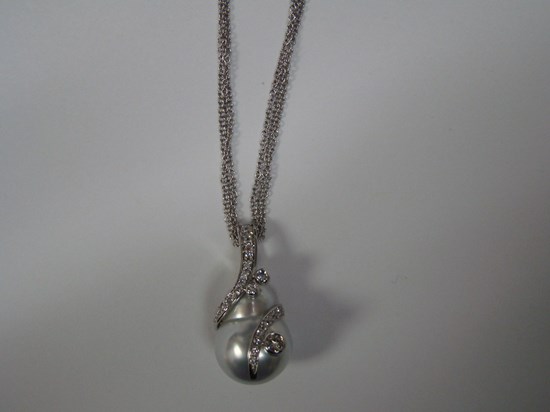 Tahitian Pearl Pendant in White Gold With Pave and Bezel Set Diamonds Image